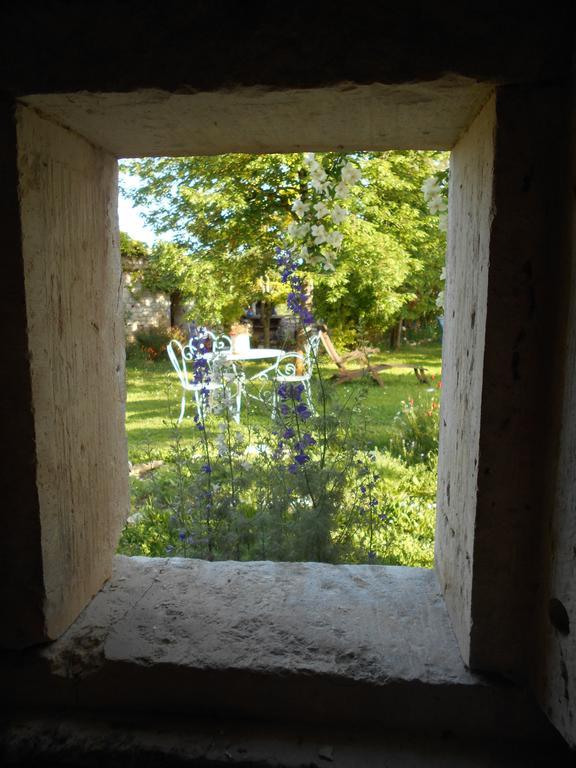 Bastida De Beata Bed and Breakfast Noailles  Εξωτερικό φωτογραφία