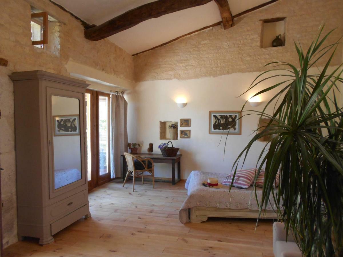 Bastida De Beata Bed and Breakfast Noailles  Εξωτερικό φωτογραφία